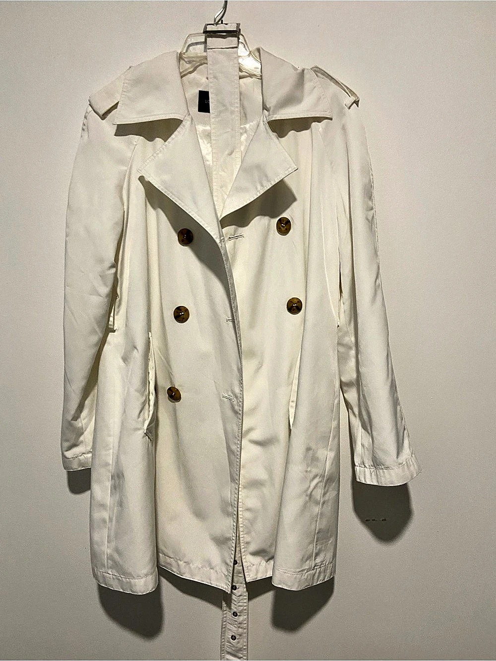 London Fog Double-Breasted Belted Trench Coat in White Size Medium